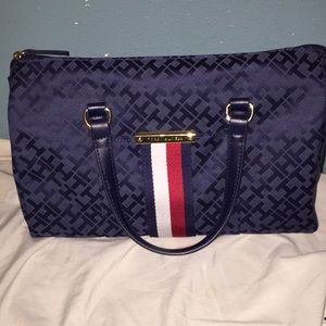 A Tommy Hilfiger bag